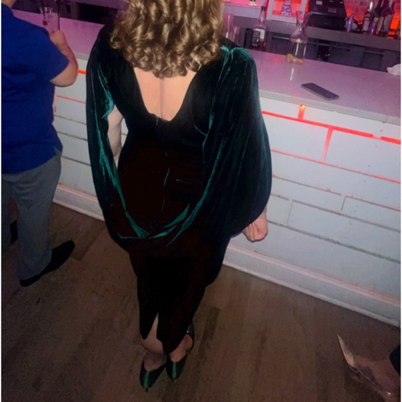 Worn once, absolutely stunning, perfect for weddings, and holidays. - Picture 4 of 4